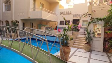 Studio in Hurghada , new furniture , close to the beach